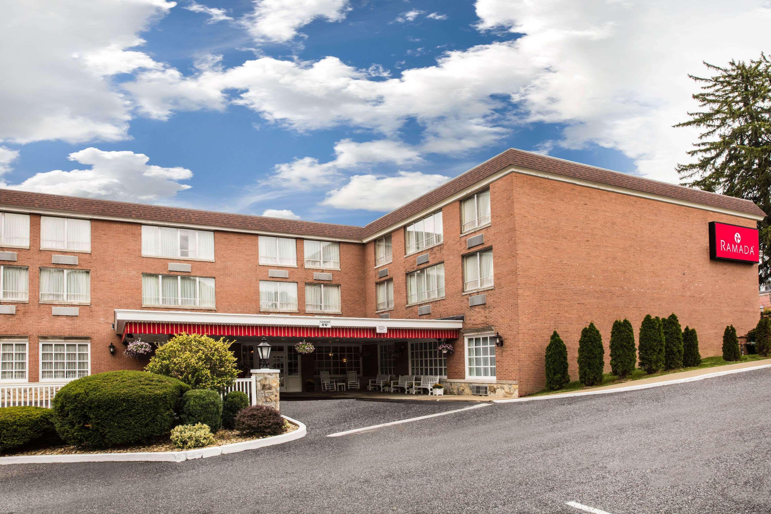 Ramada By Wyndham Ligonier Hotel Exterior photo